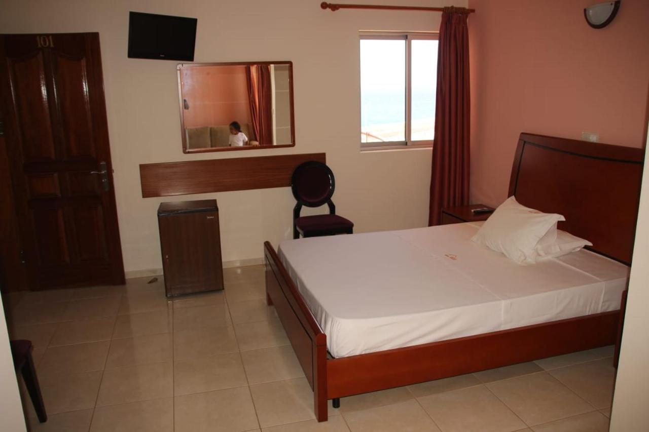 Restaurante Residencial Nova Cidade Porto Novo 外观 照片