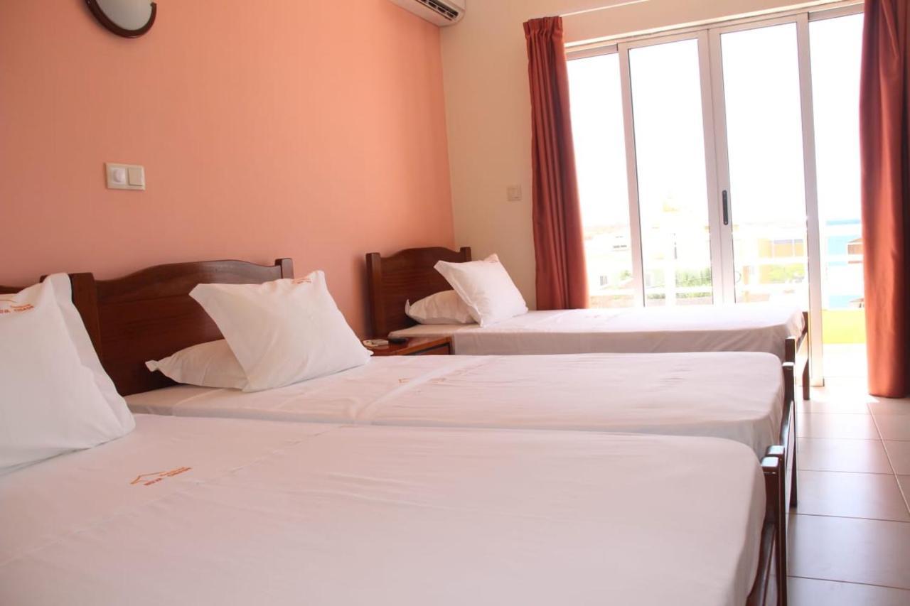 Restaurante Residencial Nova Cidade Porto Novo 外观 照片