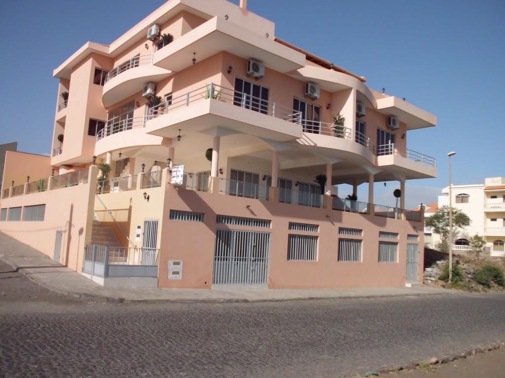 Restaurante Residencial Nova Cidade Porto Novo 外观 照片