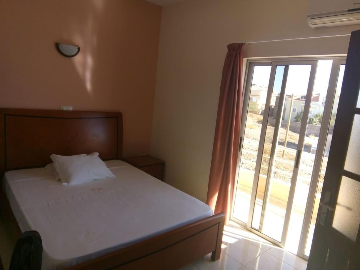 Restaurante Residencial Nova Cidade Porto Novo 外观 照片
